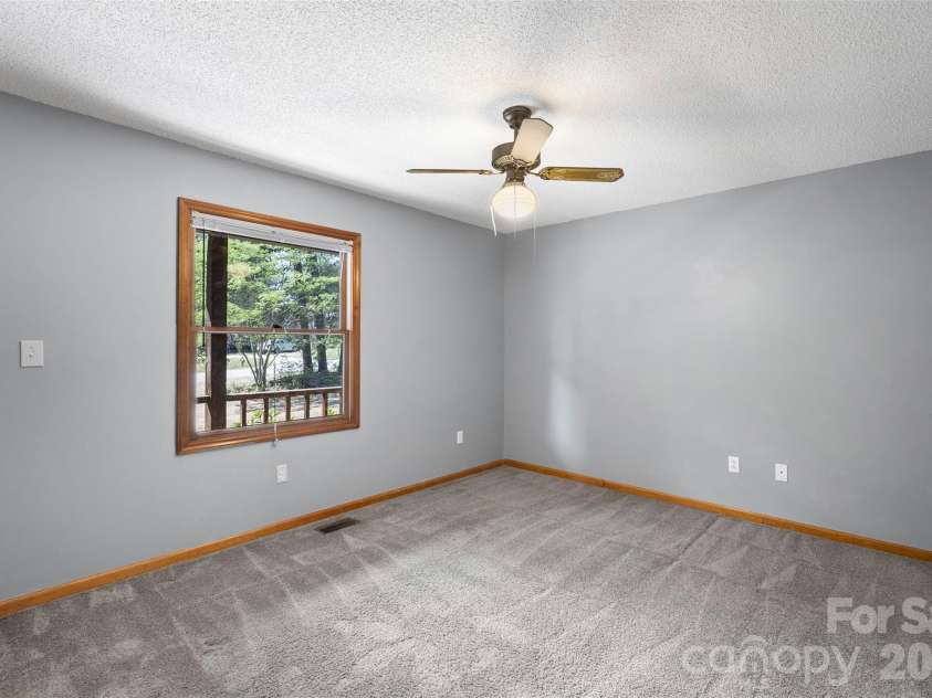 2008 Rock Springs Circle, Denver, NC 28037.  MLS# CAR4370068, YatesRealty ID 25417. 