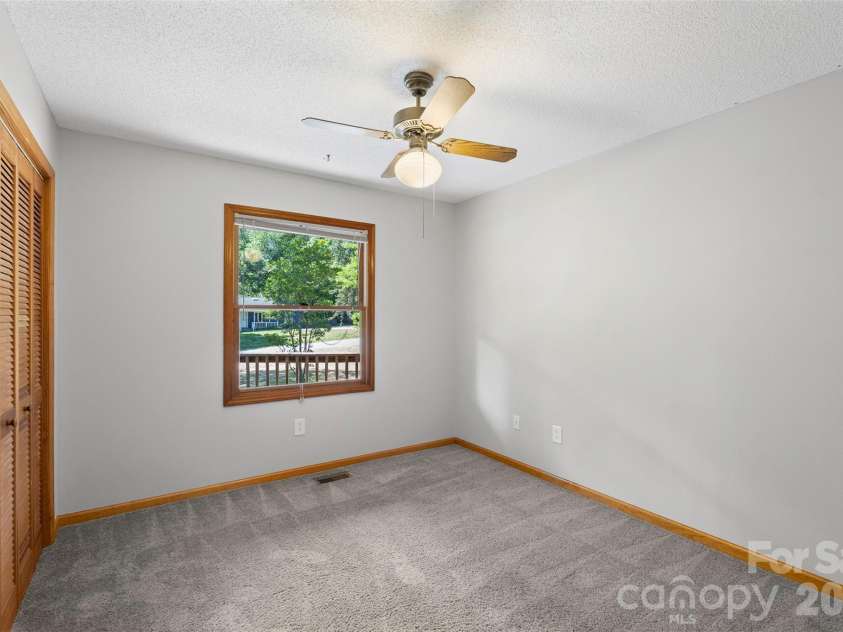 2008 Rock Springs Circle, Denver, NC 28037.  MLS# CAR4370068, YatesRealty ID 25417. 
