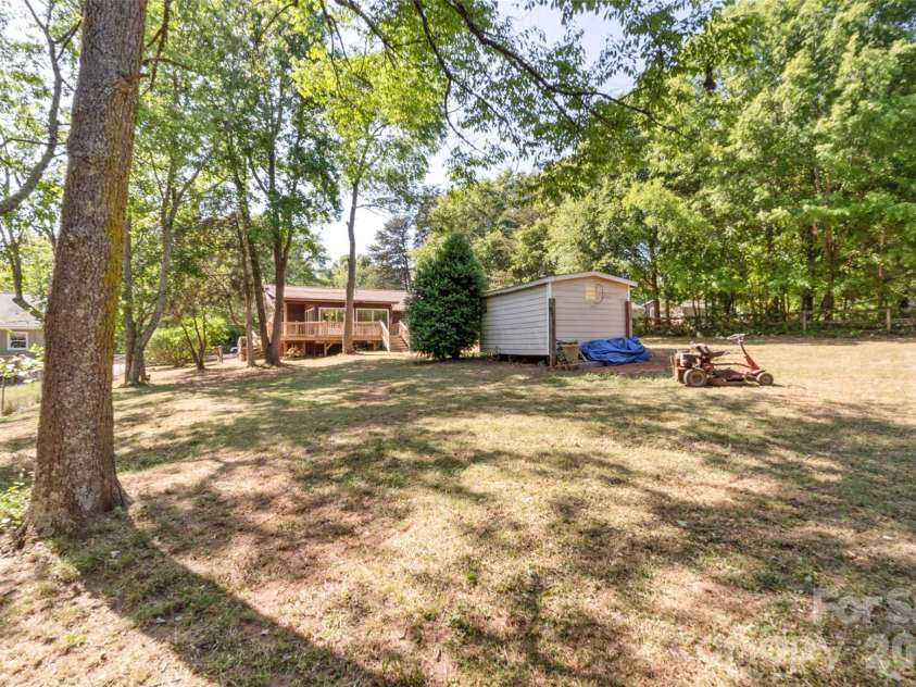 2008 Rock Springs Circle, Denver, NC 28037.  MLS# CAR4370068, YatesRealty ID 25417. 