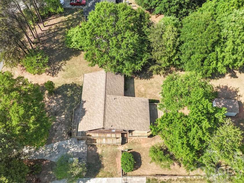 2008 Rock Springs Circle, Denver, NC 28037.  MLS# CAR4370068, YatesRealty ID 25417. 