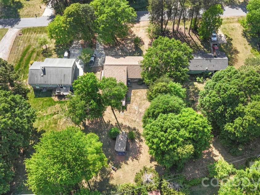 2008 Rock Springs Circle, Denver, NC 28037.  MLS# CAR4370068, YatesRealty ID 25417. 