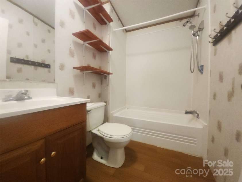 234 Olin Loop, Olin, NC 28660.  MLS# CAR4248183, YatesRealty ID 25418. 