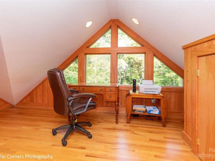 228 Chestnut Mountain Road, Canton, NC 28716.  MLS# CAR4056092, YatesRealty ID 2542. 