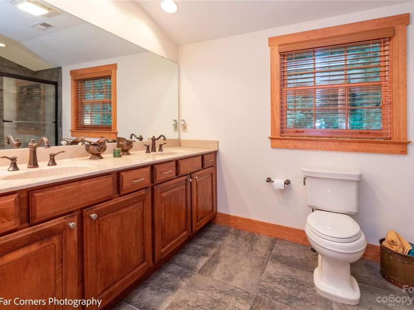 228 Chestnut Mountain Road, Canton, NC 28716.  MLS# CAR4056092, YatesRealty ID 2542. 