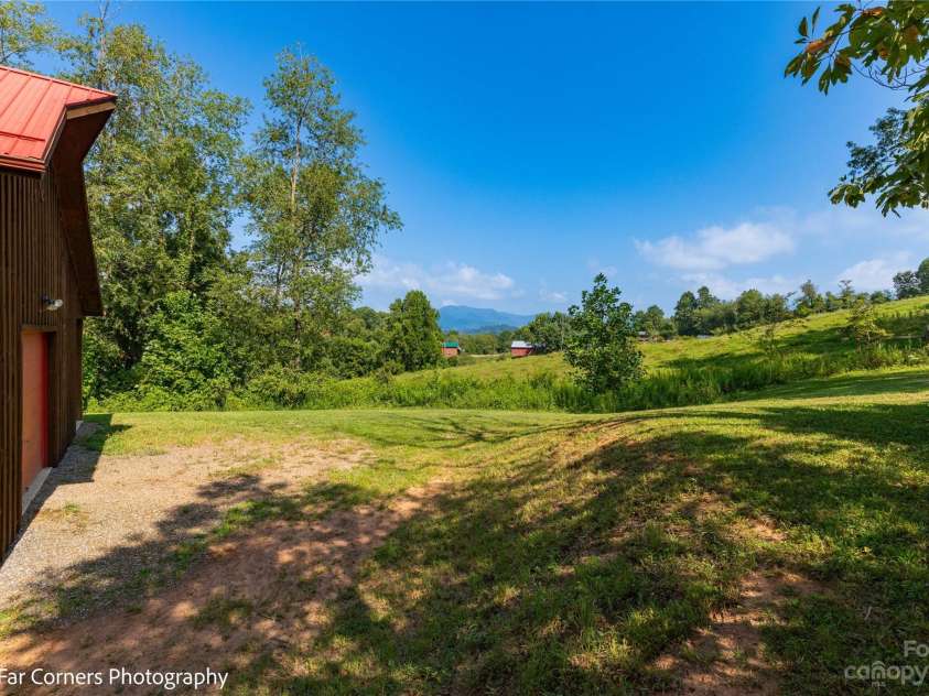 228 Chestnut Mountain Road, Canton, NC 28716.  MLS# CAR4056092, YatesRealty ID 2542. 