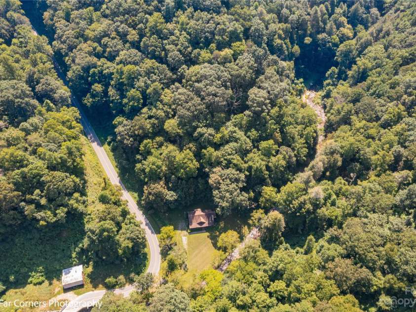 228 Chestnut Mountain Road, Canton, NC 28716.  MLS# CAR4056092, YatesRealty ID 2542. 