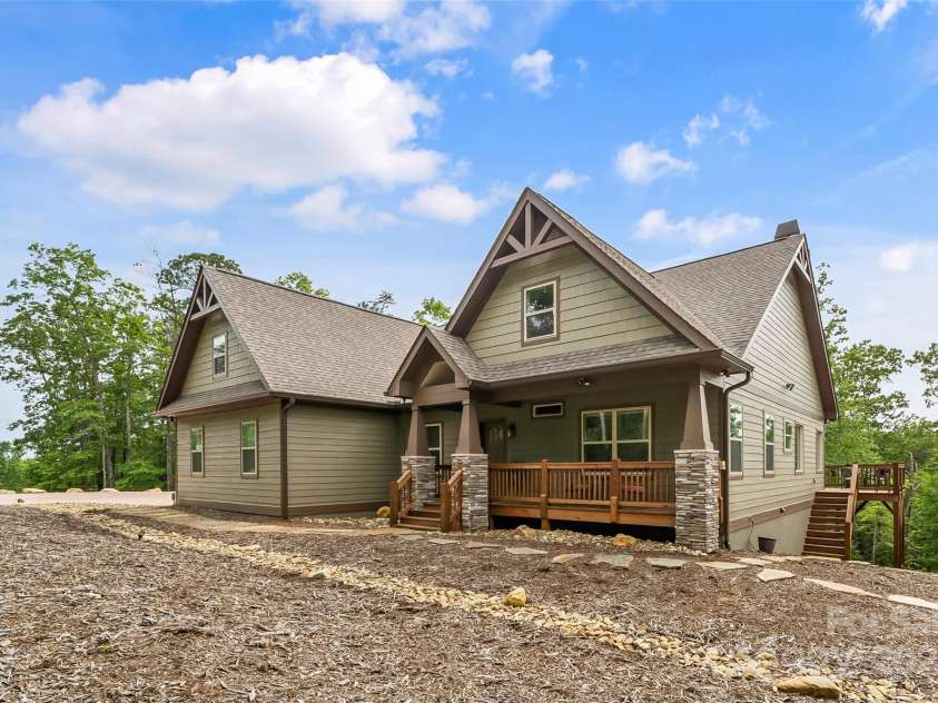 552 High Trail Drive, Nebo, NC 28761.  MLS# CAR4261103, YatesRealty ID 25420. 