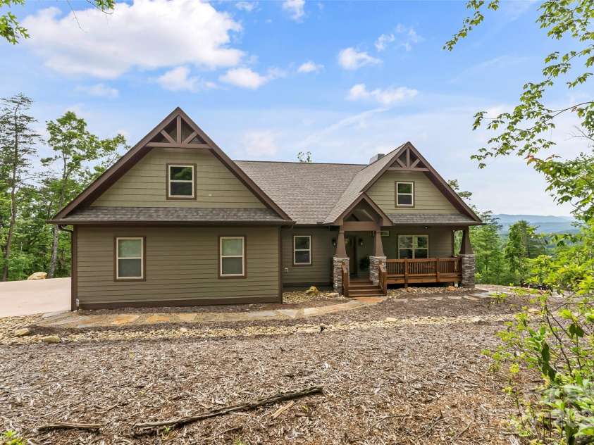 552 High Trail Drive, Nebo, NC 28761.  MLS# CAR4261103, YatesRealty ID 25420. 