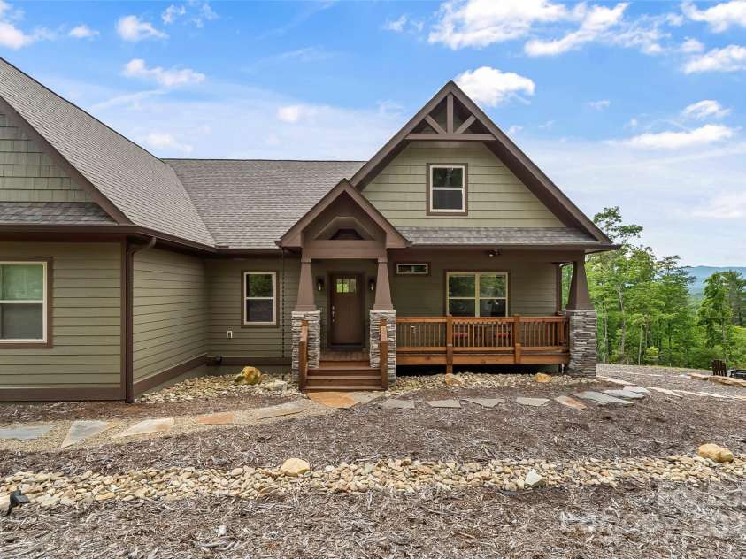 552 High Trail Drive, Nebo, NC 28761.  MLS# CAR4261103, YatesRealty ID 25420. 