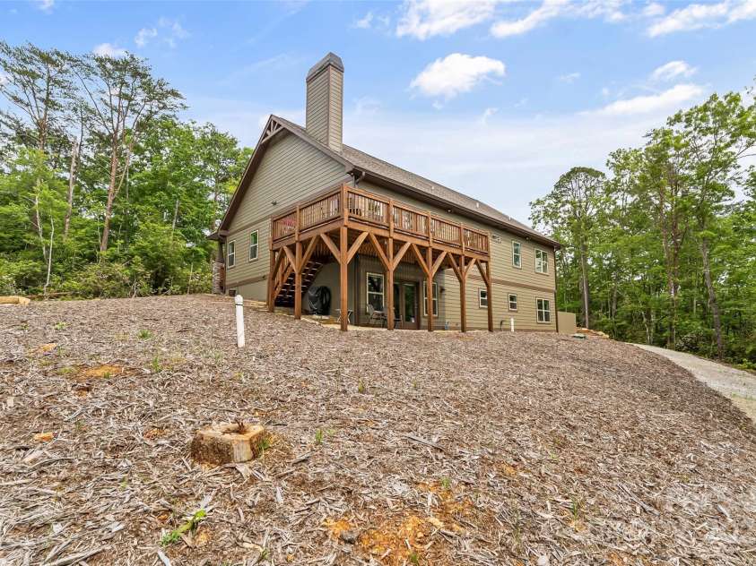 552 High Trail Drive, Nebo, NC 28761.  MLS# CAR4261103, YatesRealty ID 25420. 