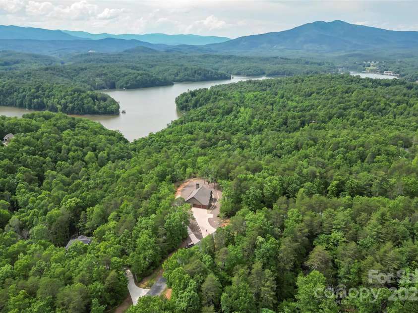 552 High Trail Drive, Nebo, NC 28761.  MLS# CAR4261103, YatesRealty ID 25420. 