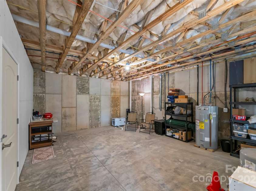 552 High Trail Drive, Nebo, NC 28761.  MLS# CAR4261103, YatesRealty ID 25420. 