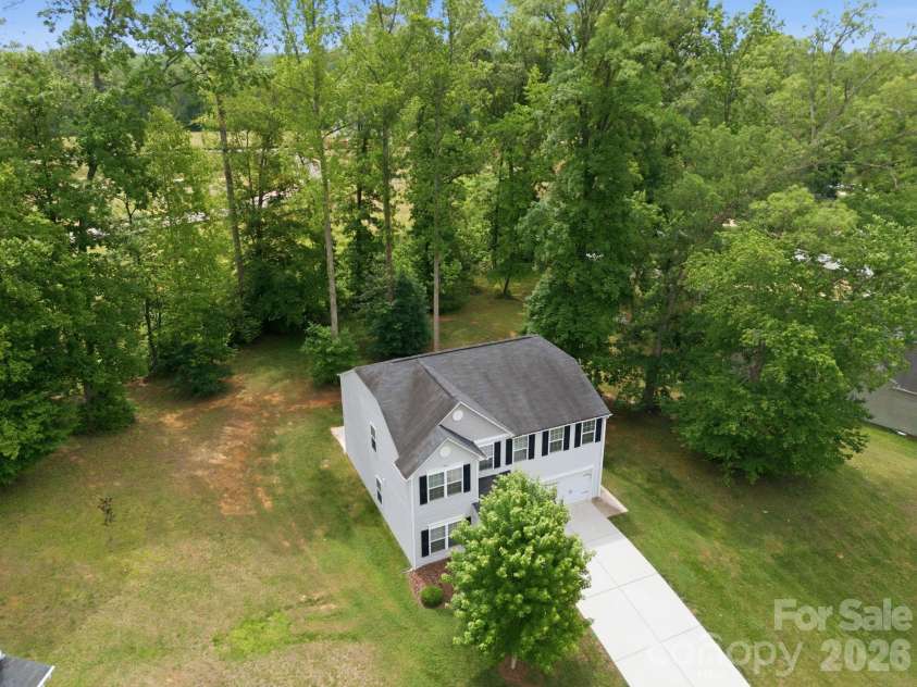 310 Askin Lane, Salisbury, NC 28146.  MLS# CAR4381077, YatesRealty ID 25421. 