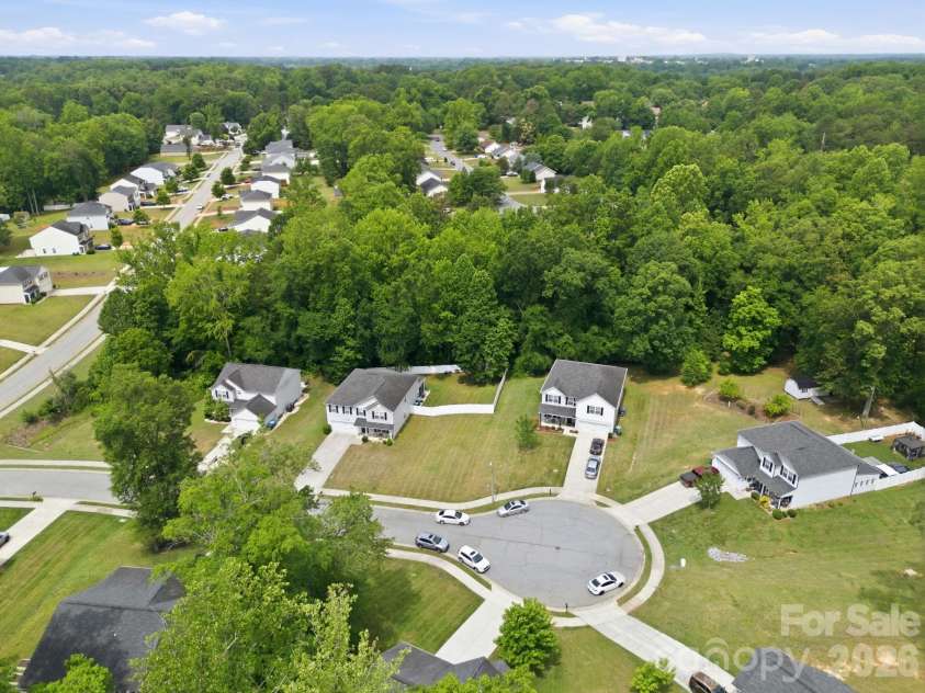 310 Askin Lane, Salisbury, NC 28146.  MLS# CAR4381077, YatesRealty ID 25421. 