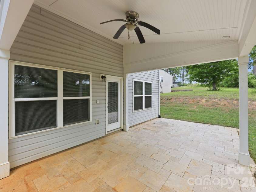310 Askin Lane, Salisbury, NC 28146.  MLS# CAR4381077, YatesRealty ID 25421. 