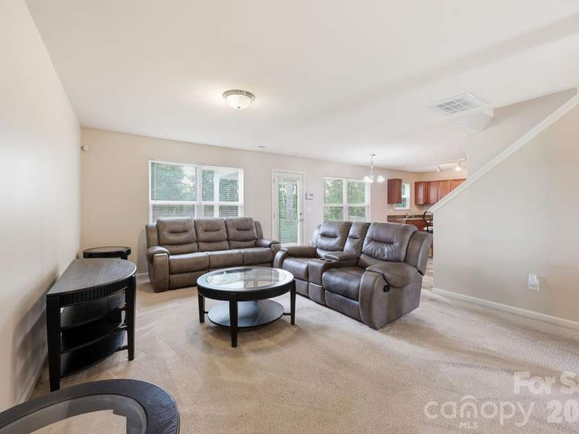 310 Askin Lane, Salisbury, NC 28146.  MLS# CAR4381077, YatesRealty ID 25421. 