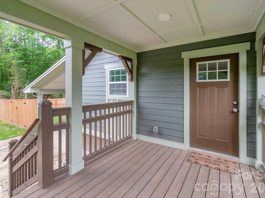 310 Groves Avenue, Albemarle, NC 28001.  MLS# CAR4377276, YatesRealty ID 25422. 