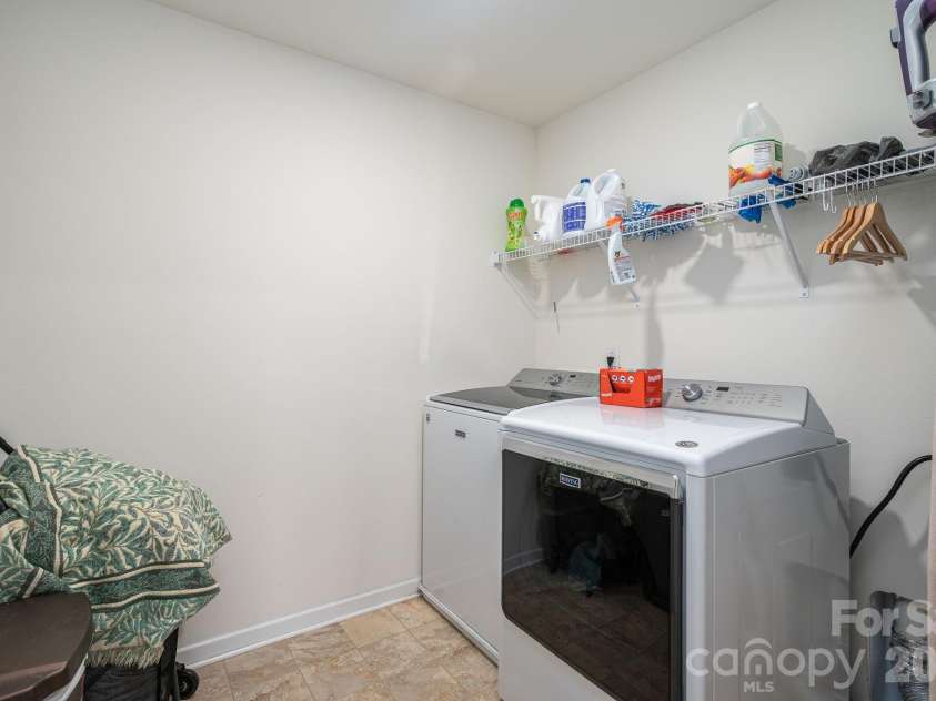 2818 Easton Knoll Drive, Dallas, NC 28034.  MLS# CAR4382766, YatesRealty ID 25423. Laundry located on second floor