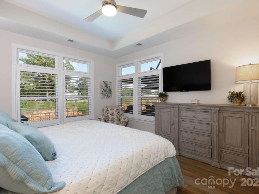 3006 Constitution Lane, Gastonia, NC 28056.  MLS# CAR4314652, YatesRealty ID 25424. 