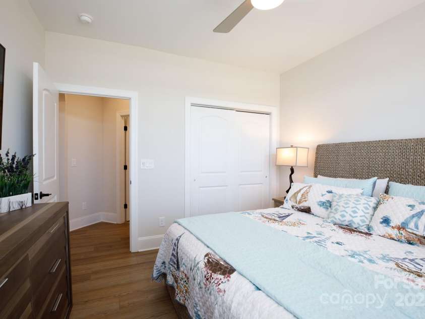 3006 Constitution Lane, Gastonia, NC 28056.  MLS# CAR4314652, YatesRealty ID 25424. 