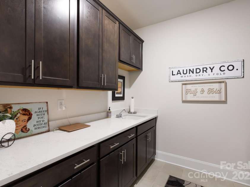 3006 Constitution Lane, Gastonia, NC 28056.  MLS# CAR4314652, YatesRealty ID 25424. 