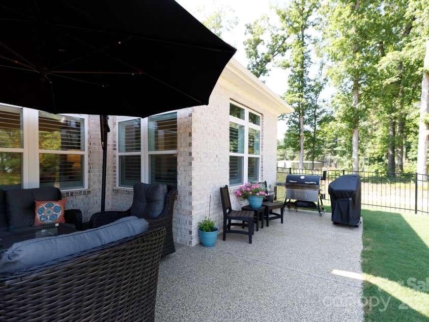 3006 Constitution Lane, Gastonia, NC 28056.  MLS# CAR4314652, YatesRealty ID 25424. 