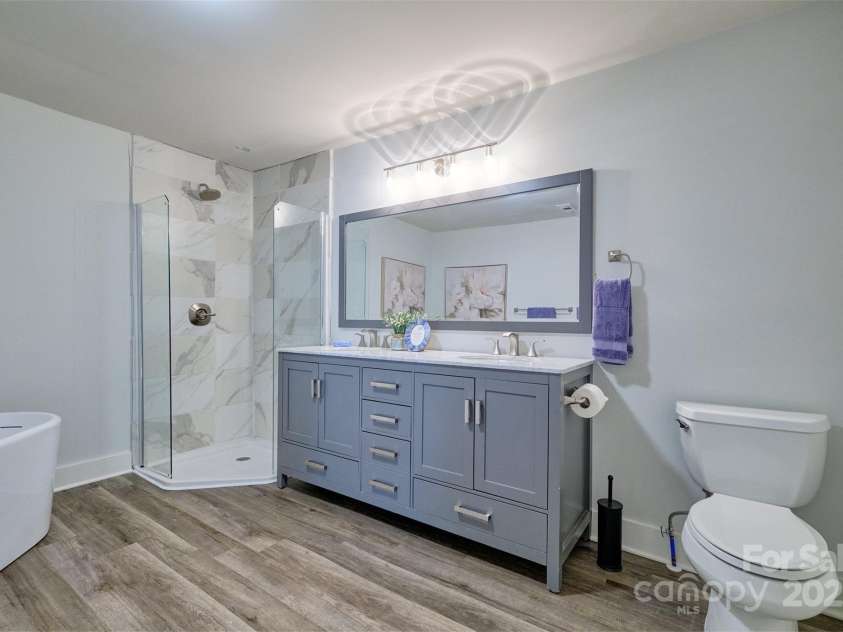 2039 California Road, York, SC 29745.  MLS# CAR4205093, YatesRealty ID 25426. 