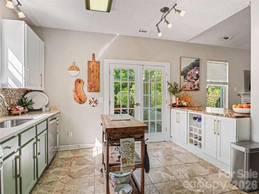 2260 Shumard Circle, Indian Trail, NC 28079.  MLS# CAR4382977, YatesRealty ID 25426. 