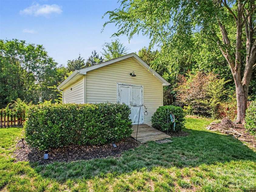 2260 Shumard Circle, Indian Trail, NC 28079.  MLS# CAR4382977, YatesRealty ID 25426. 