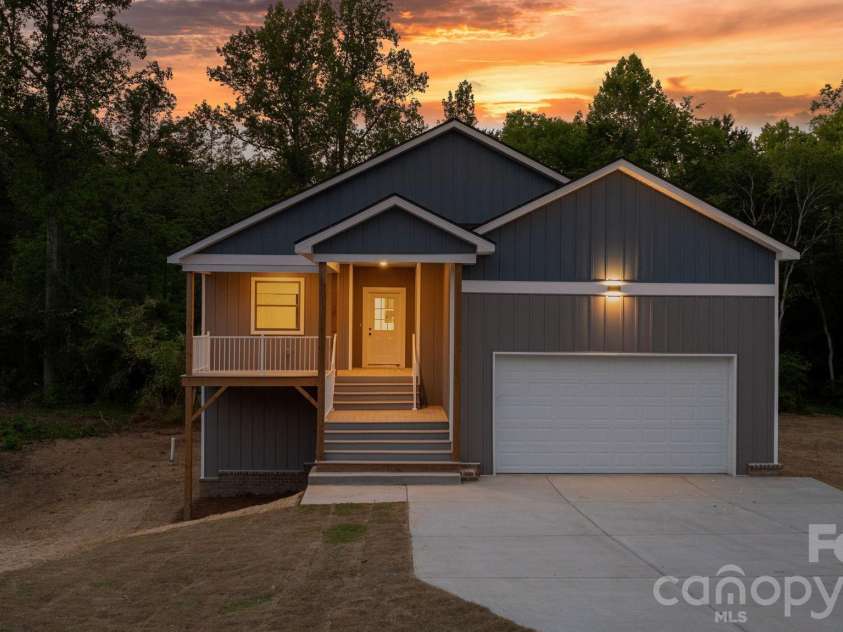 41 Tennyson Drive, Taylorsville, NC 28681.  MLS# CAR4381102, YatesRealty ID 25427. 
