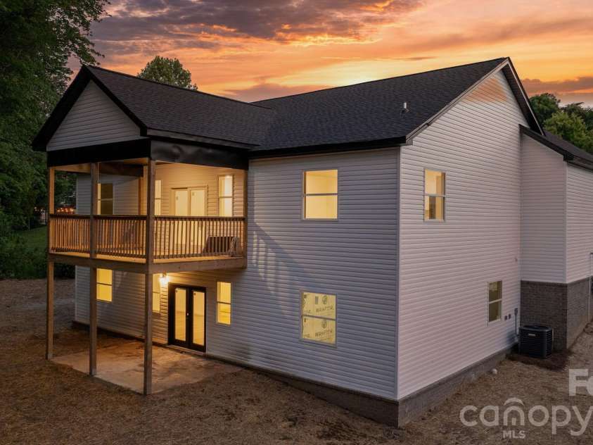 47 Tennyson Drive, Taylorsville, NC 28681.  MLS# CAR4381105, YatesRealty ID 25428. 