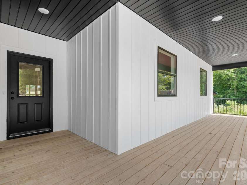 47 Tennyson Drive, Taylorsville, NC 28681.  MLS# CAR4381105, YatesRealty ID 25428. 