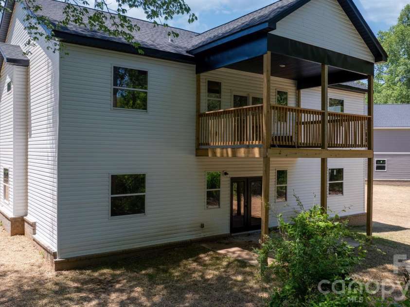 47 Tennyson Drive, Taylorsville, NC 28681.  MLS# CAR4381105, YatesRealty ID 25428. 