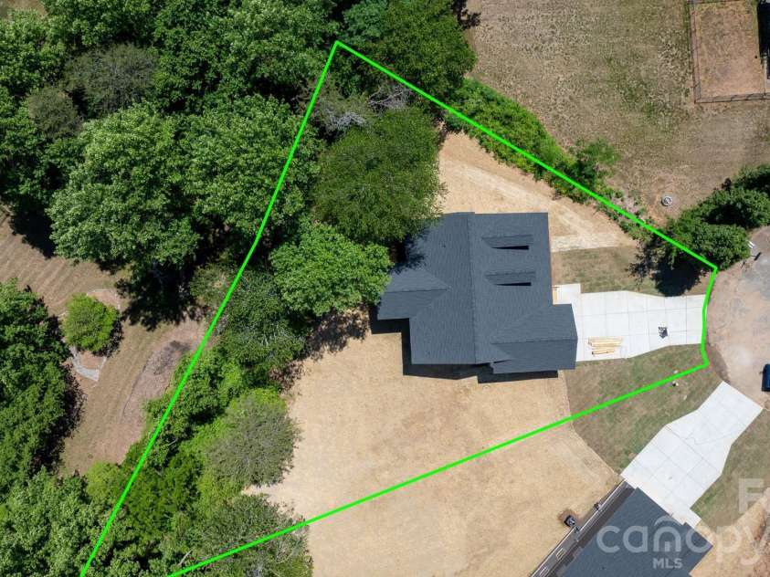 47 Tennyson Drive, Taylorsville, NC 28681.  MLS# CAR4381105, YatesRealty ID 25428. 