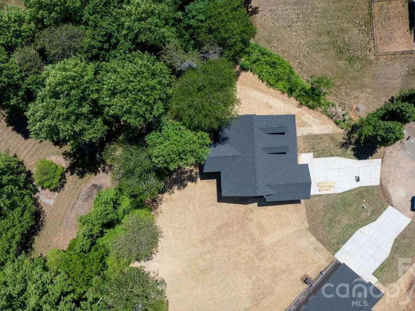 47 Tennyson Drive, Taylorsville, NC 28681.  MLS# CAR4381105, YatesRealty ID 25428. 