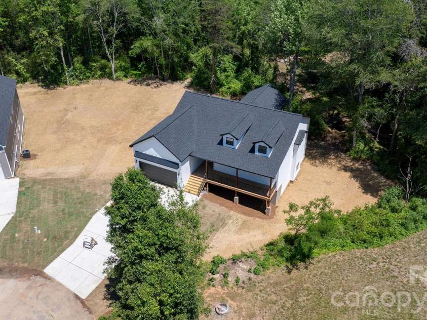 47 Tennyson Drive, Taylorsville, NC 28681.  MLS# CAR4381105, YatesRealty ID 25428. 