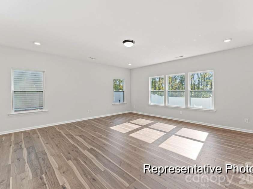 1846 Hunter Oaks Lane, Lincolnton, NC 28092.  MLS# CAR4338028, YatesRealty ID 2543. 