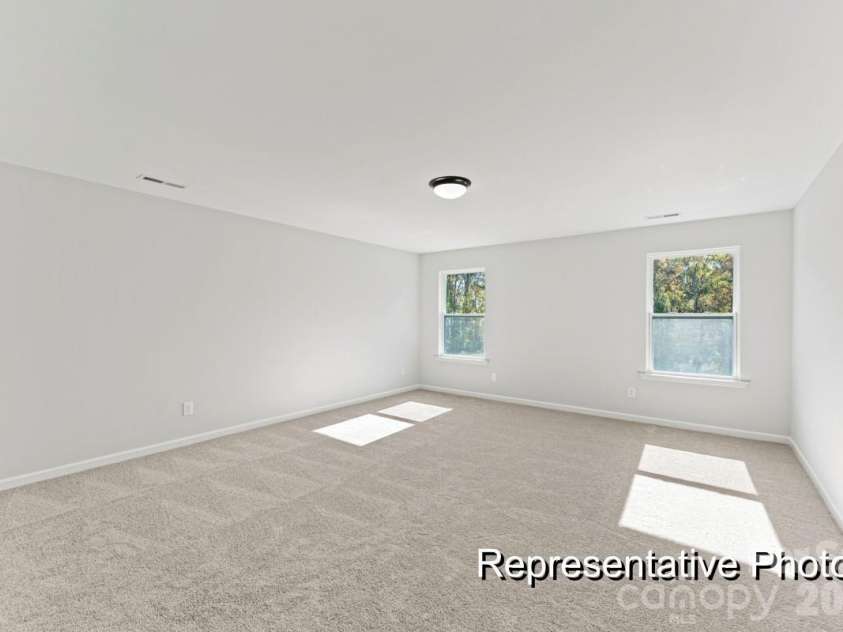 1846 Hunter Oaks Lane, Lincolnton, NC 28092.  MLS# CAR4338028, YatesRealty ID 2543. 