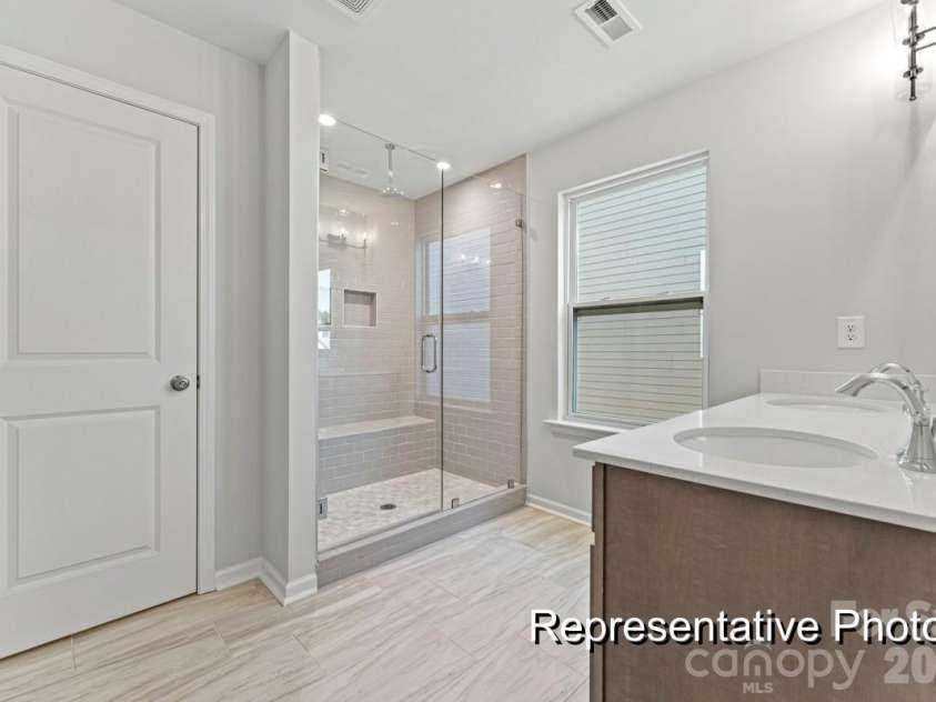 1846 Hunter Oaks Lane, Lincolnton, NC 28092.  MLS# CAR4338028, YatesRealty ID 2543. 