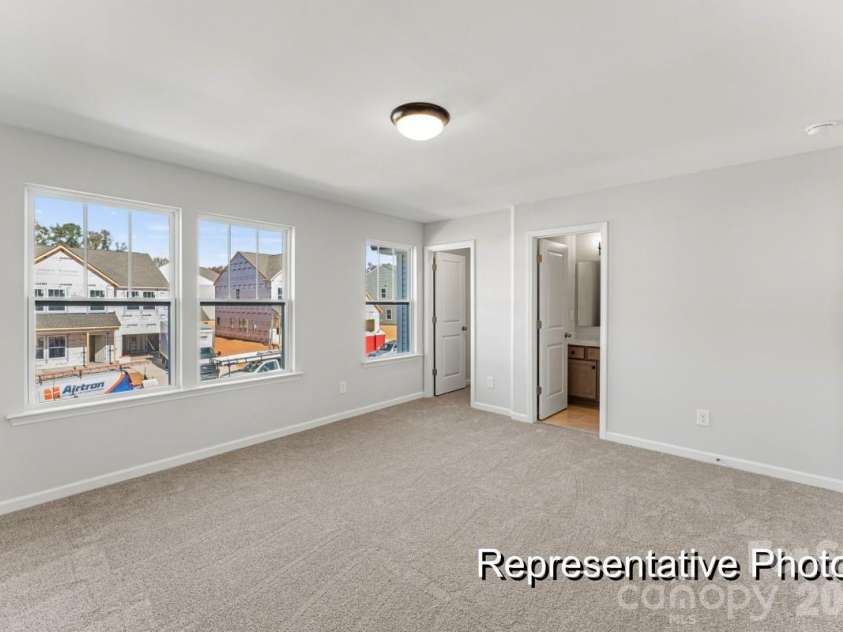 1846 Hunter Oaks Lane, Lincolnton, NC 28092.  MLS# CAR4338028, YatesRealty ID 2543. 