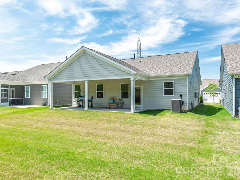 252 Portrait Way, Indian Trail, NC 28079.  MLS# CAR4380705, YatesRealty ID 25430. 