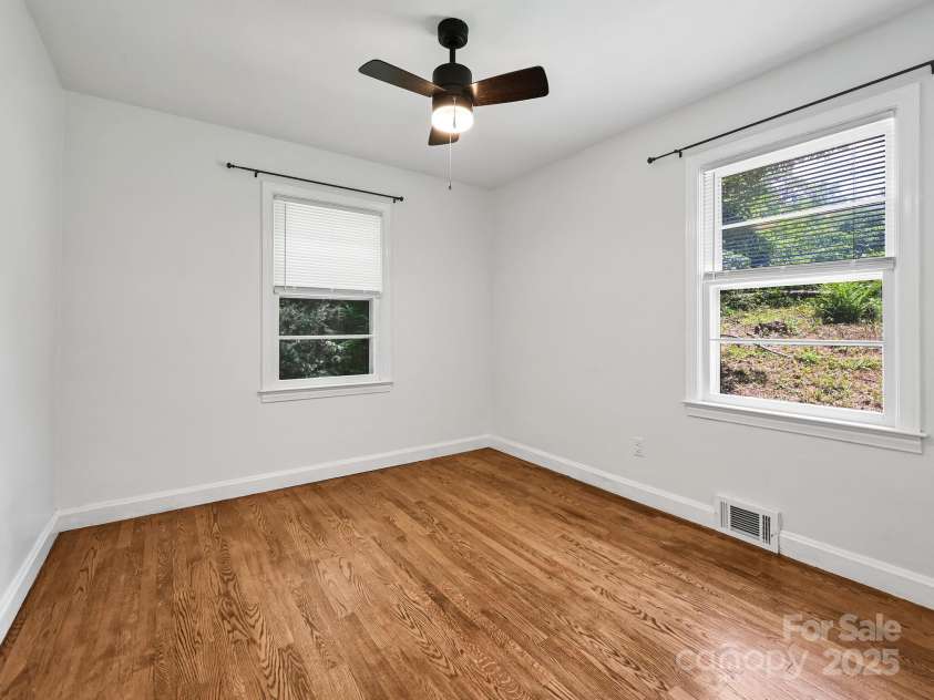 123 Blake Drive, Arden, NC 28704.  MLS# CAR4276075, YatesRealty ID 25432. BR #1
