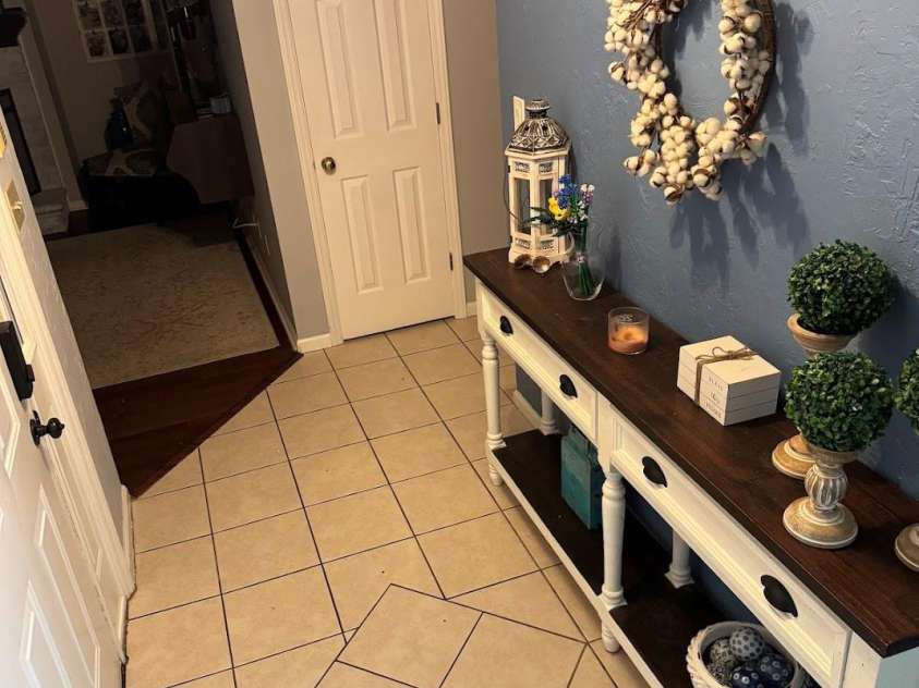 328 Glenridge Court, Indian Trail, NC 28079.  MLS# CAR4274374, YatesRealty ID 25433. Foyer