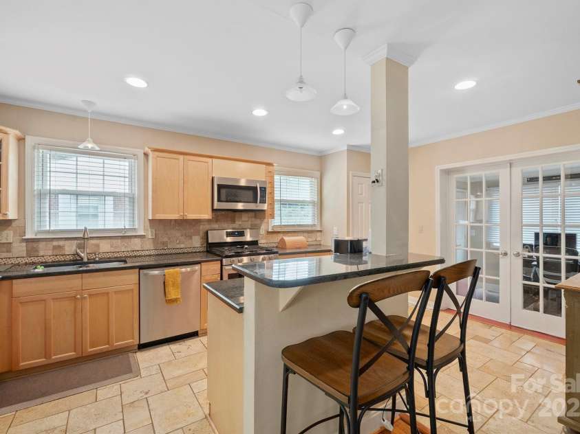3612 Trent Street, Charlotte, NC 28209.  MLS# CAR4271192, YatesRealty ID 25435. 