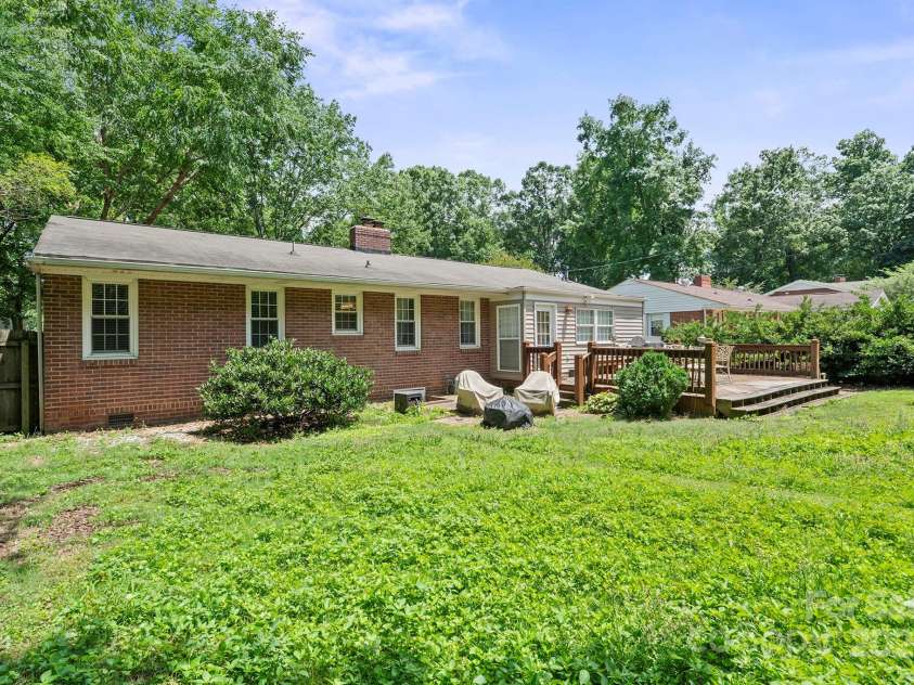 3612 Trent Street, Charlotte, NC 28209.  MLS# CAR4271192, YatesRealty ID 25435. 