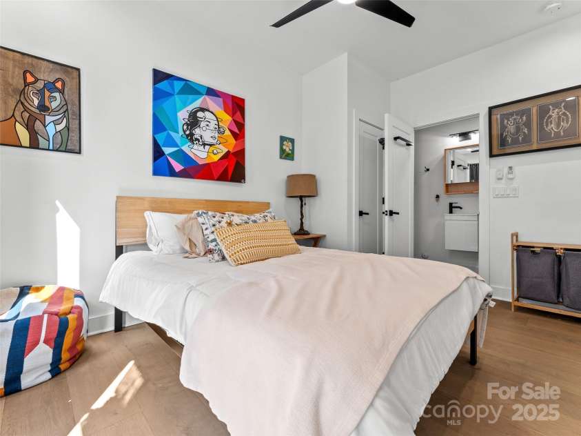 26 Carrick Lane, Brevard, NC 28712.  MLS# CAR4274247, YatesRealty ID 25436. 