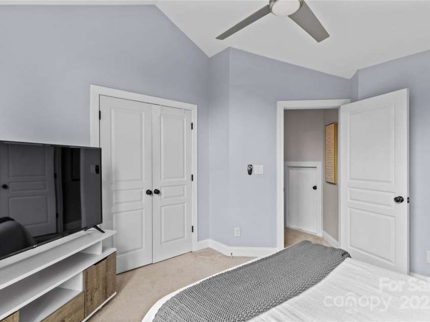 1013 Park West Drive, Charlotte, NC 28209.  MLS# CAR4274640, YatesRealty ID 25437. Guest room, Attic area can be converted to full bath