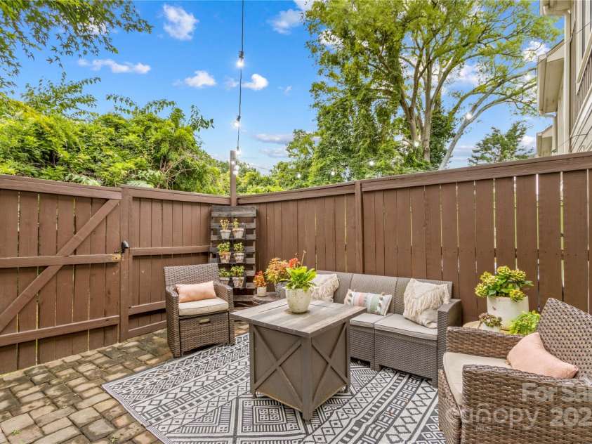 1013 Park West Drive, Charlotte, NC 28209.  MLS# CAR4274640, YatesRealty ID 25437. Private Patio with Brick Pavers