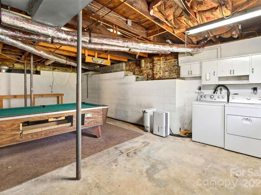 506 Gorman Bridge Road, Asheville, NC 28806.  MLS# CAR4278249, YatesRealty ID 25438. 