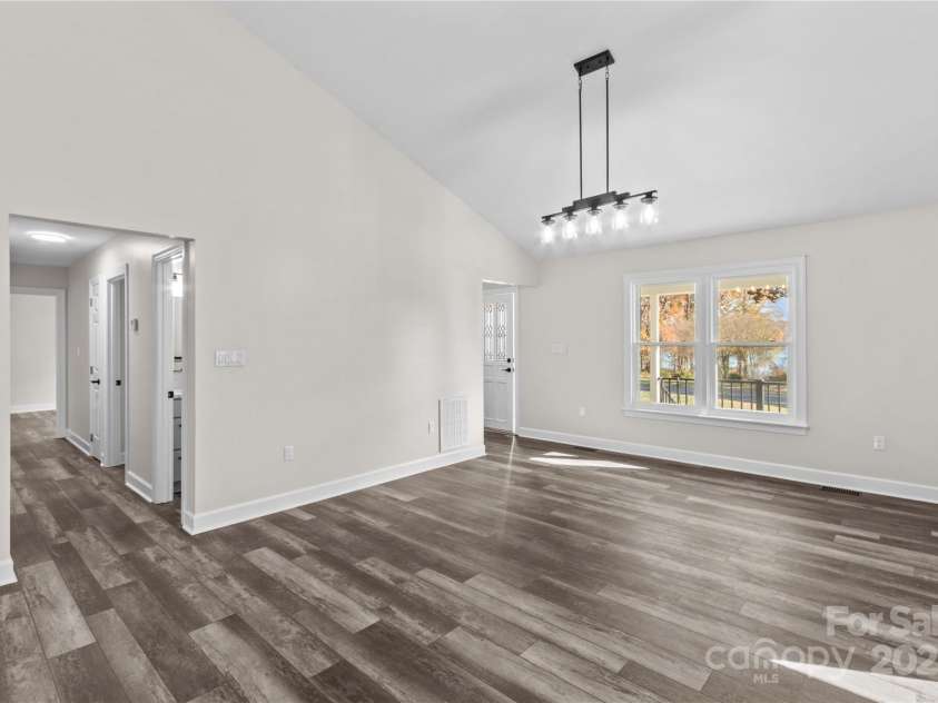 497 Canvasback Road, Mooresville, NC 28117.  MLS# CAR4322713, YatesRealty ID 25439. 